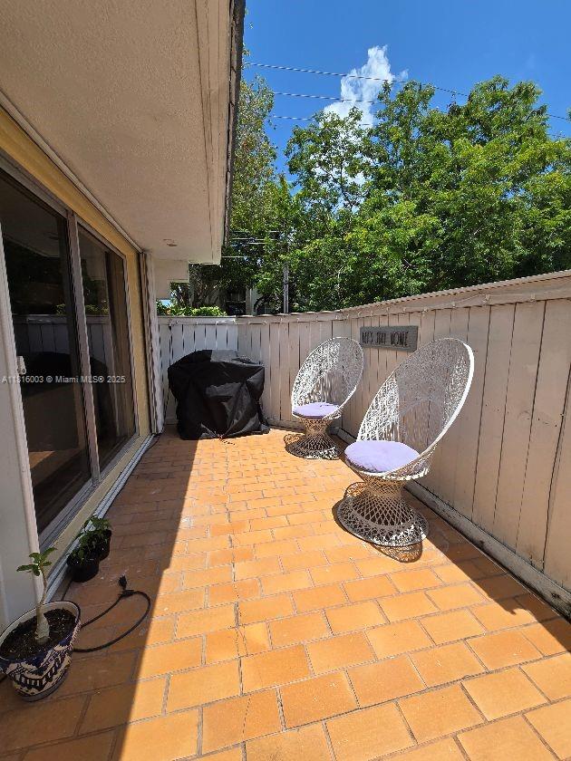 4560 SW 68th Ct Cir Unit 61-9, Miami, FL 33155 - view of patio / terrace