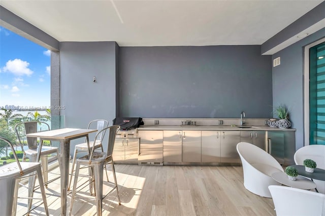 650 NE 32nd St Unit Bh4, Miami, FL 33137 - balcony featuring a sink