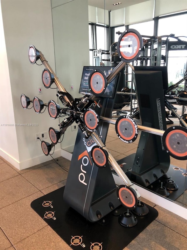 1600 NE 1st Ave Unit 3319, Miami, FL 33132 - gym with baseboards