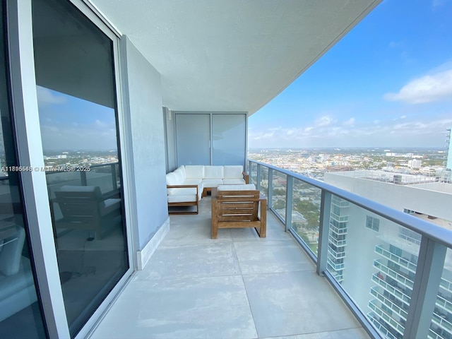 488 NE 18th St Unit 3911, Miami, FL 33132 - balcony with a view of city