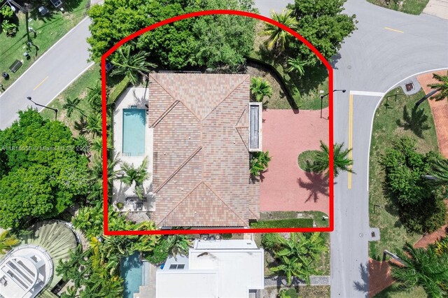 18825 N Bay Rd, Sunny Isles Beach, FL 33160 - aerial view of property and surrounding area featuring property boundaries highlighted
