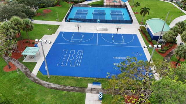 400 NW 41st Ave, Coconut Creek, FL 33066 - view of sport court featuring community basketball court and a lawn