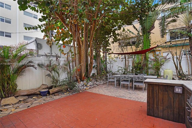 314 Oregon St, Hollywood, FL 33019 - photo 8