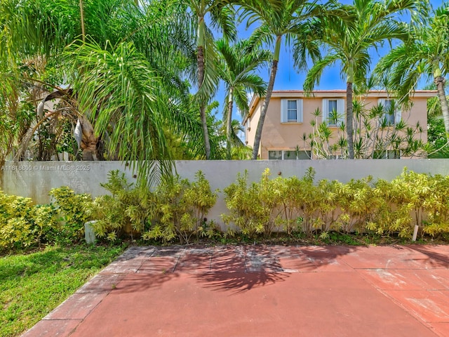 18424 NW 21st St, Pembroke Pines, FL 33029 - view of patio