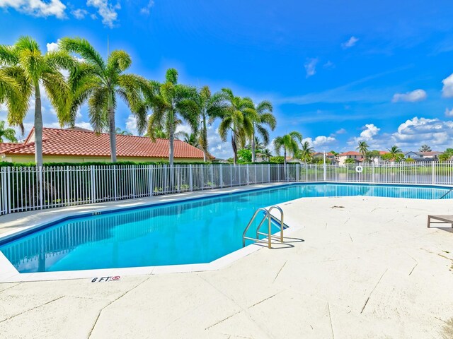 18424 NW 21st St, Pembroke Pines, FL 33029 - community pool with a patio area