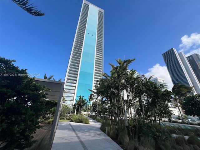 700 NE 26th Ter Unit 2004, Miami, FL 33137 - view of building exterior