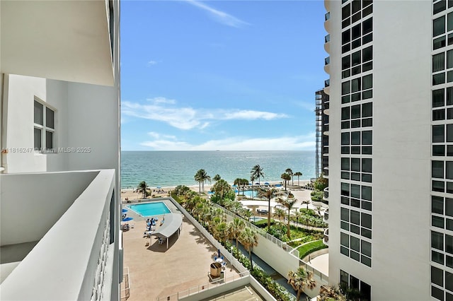 4250 Galt Ocean Dr Unit 7D, Fort Lauderdale, FL 33308 - water view