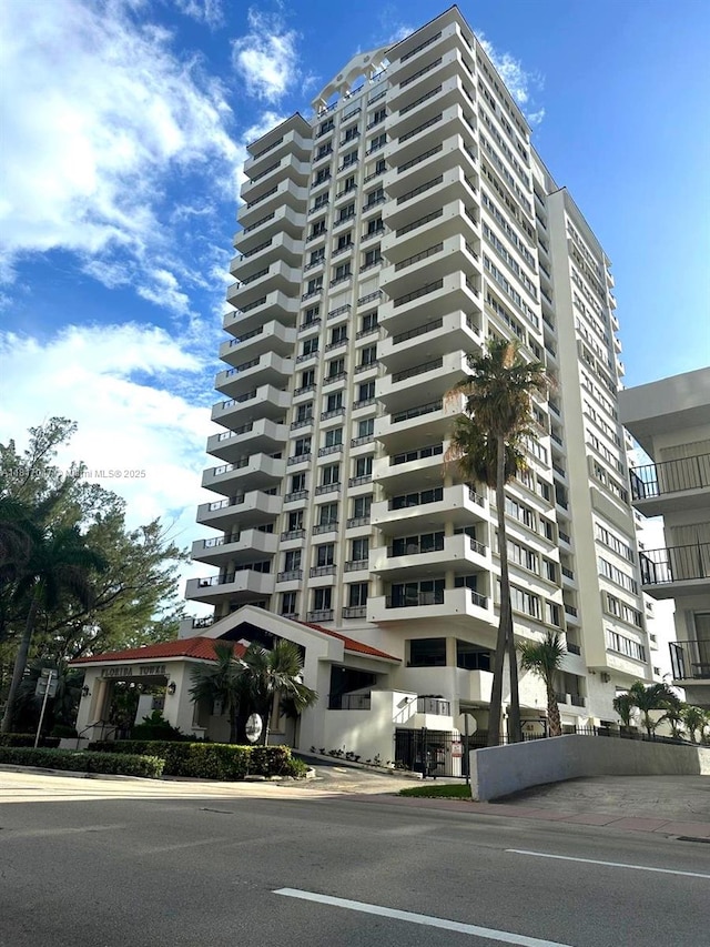 6422 Collins Ave Unit 501, Miami Beach, FL 33141 - photo 31