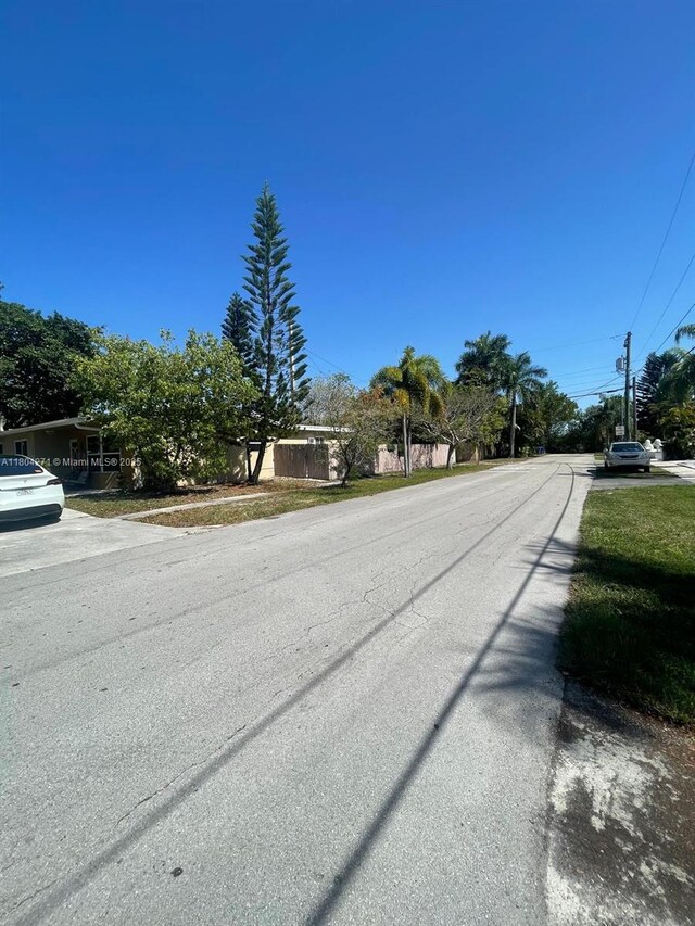 2724 Cleveland St, Hollywood, FL 33020 - photo 6
