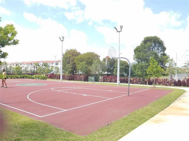 7905 NW 104th Ave Unit 34, Doral, FL 33178 - view of basketball court featuring community basketball court