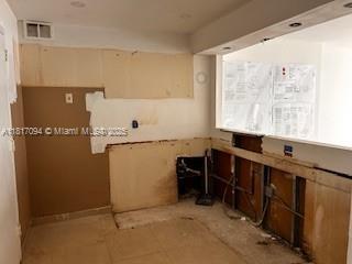 345 Ocean Dr Unit 321, Miami Beach, FL 33139 - view of kitchen