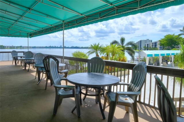 111 Lake Emerald Dr Unit 307, Oakland Park, FL 33309 - photo 16