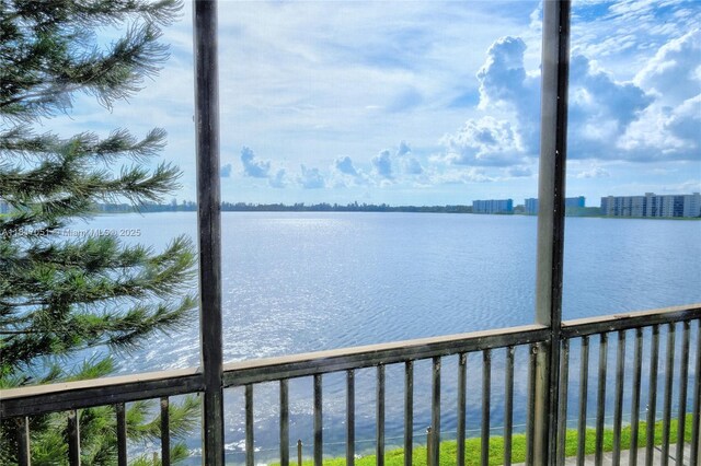 111 Lake Emerald Dr Unit 307, Oakland Park, FL 33309 - photo 44