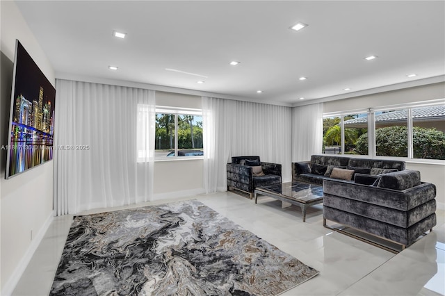 1045 Hollywood Blvd, Hollywood, FL 33019 - living area with healthy amount of natural light and recessed lighting