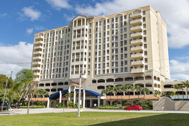 2351 Douglas Rd Unit 1204, Miami, FL 33145 - view of apartment building / complex