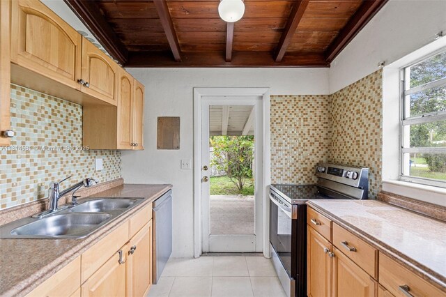 1728 NE 179th St, North Miami Beach, FL 33162 - photo 1