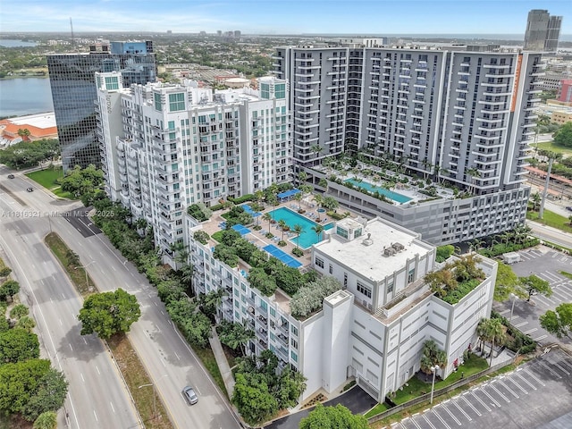 300 S Australian Ave Unit 302, West Palm Beach, FL 33401 - view of urban area featuring a pool, apartment complex, and a nearby body of water