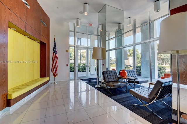 300 S Australian Ave Unit 302, West Palm Beach, FL 33401 - lobby with a towering ceiling