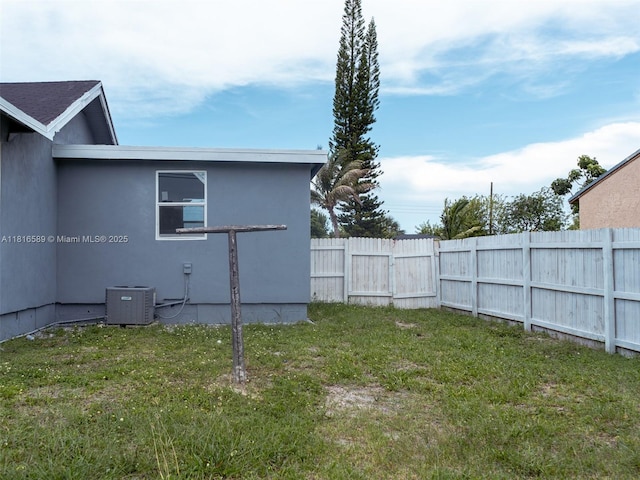 3613 SW 12th Pl, Fort Lauderdale, FL 33312 - view of yard with central air condition unit