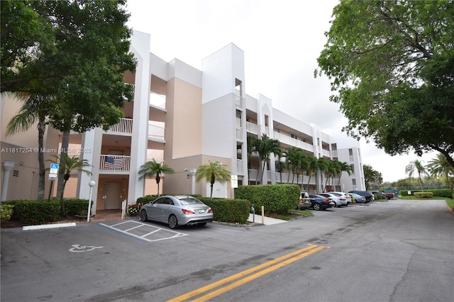 2601 N Nob Hill Rd Unit 405, Sunrise, FL 33322 - view of property with uncovered parking