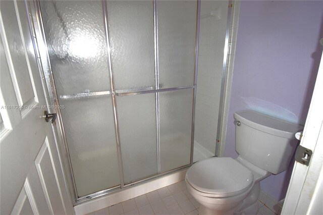 2601 N Nob Hill Rd Unit 405, Sunrise, FL 33322 - full bath with toilet, a stall shower, and tile patterned flooring
