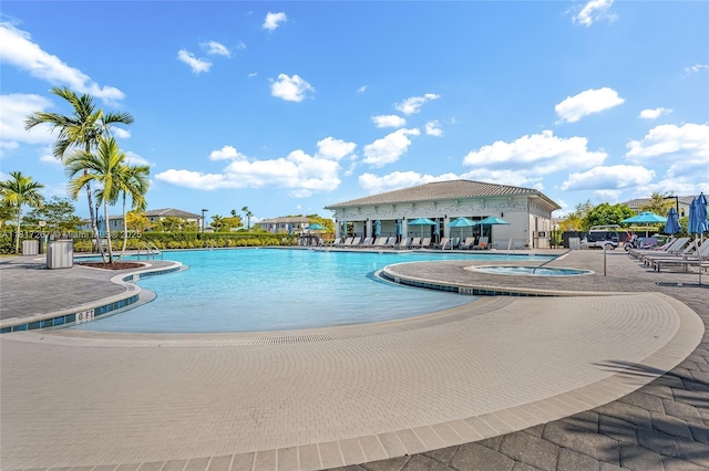 2608 SE 11th Ct Unit 2608, Homestead, FL 33035 - community pool with a patio area