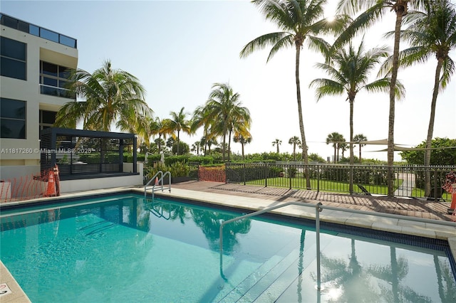 5845 Collins Ave Unit 304, Miami Beach, FL 33140 - view of community pool