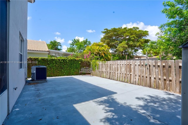 1100 SE 19th Ave, Homestead, FL 33035 - view of patio / terrace