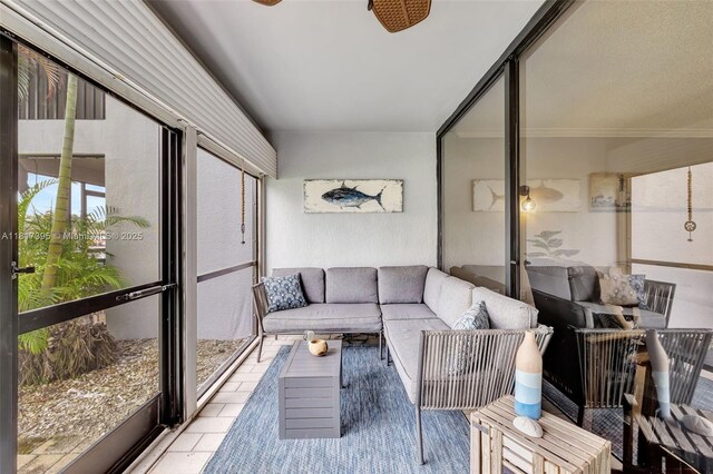 1100 SE 5th Ct Unit 87, Pompano Beach, FL 33060 - sunroom / solarium featuring an outdoor living space