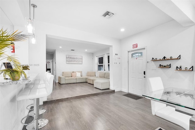 1013 S 24th Ave, Hollywood, FL 33020 - entryway featuring wood finished floors, recessed lighting, and baseboards