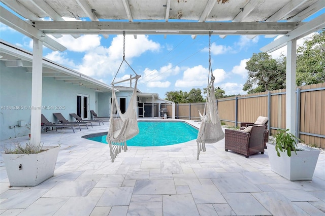 1013 S 24th Ave, Hollywood, FL 33020 - view of swimming pool featuring a patio area and a fenced backyard