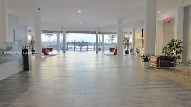 800 W Ave Unit 422, Miami Beach, FL 33139 - lobby featuring recessed lighting