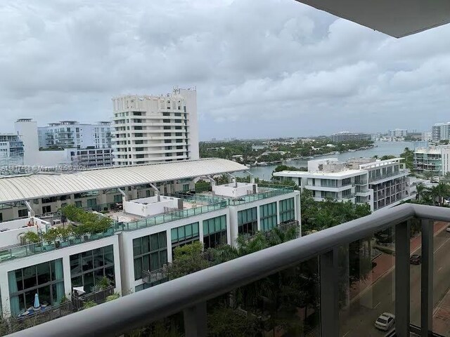 6039 Collins Ave Unit 1131, Miami Beach, FL 33140 - photo 2