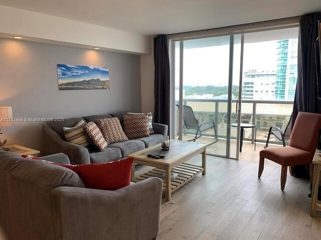 6039 Collins Ave Unit 1131, Miami Beach, FL 33140 - photo 7