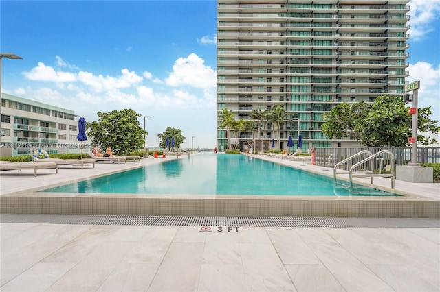 3131 NE 7th Ave Unit 3101, Miami, FL 33137 - view of community pool