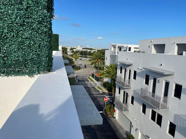 9157 NW 33rd St, Doral, FL 33172 - photo 32