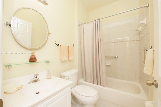 5402 NW 110th Ave, Doral, FL 33178 - full bathroom featuring shower / bath combo with shower curtain, toilet, and vanity