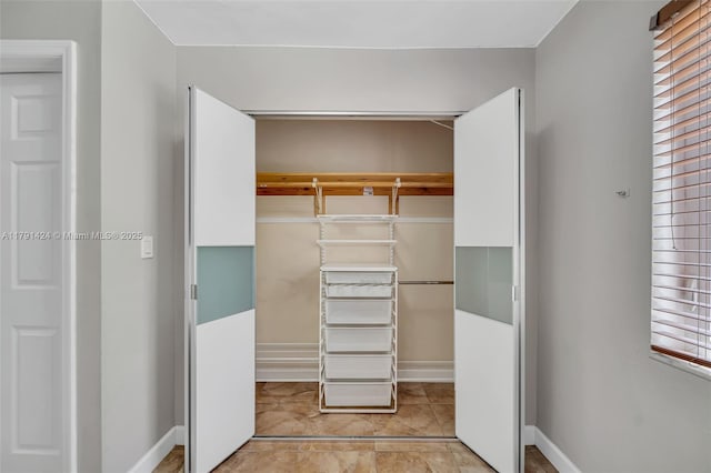 11020 SW 55th St, Miami, FL 33165 - view of closet