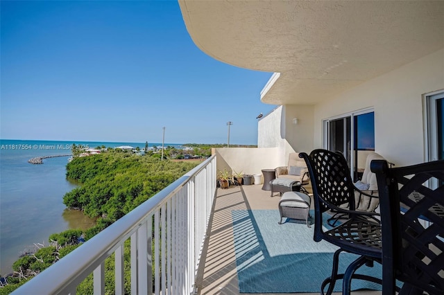 200 Wrenn St Ph 701, Plantation Key, FL 33070 - balcony with a water view
