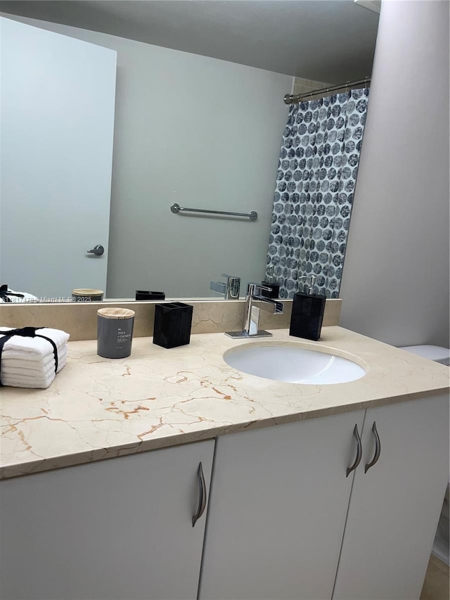 1750 N Bayshore Dr Unit 1414, Miami, FL 33132 - bathroom featuring vanity