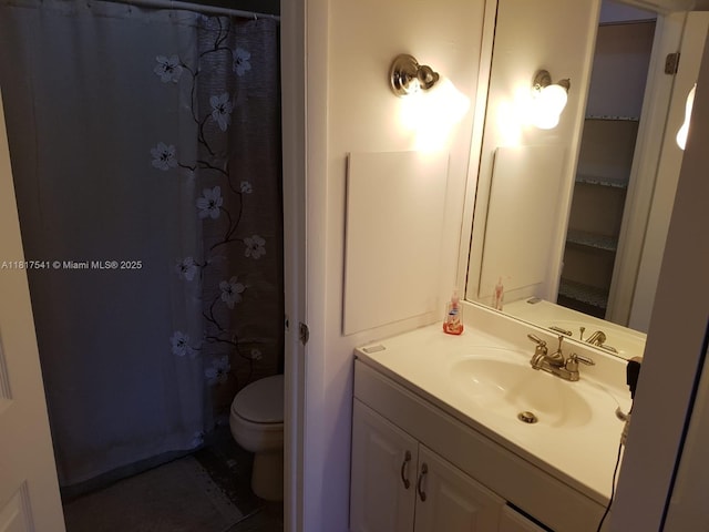3740 Inverrary Dr Unit 3D, Lauderhill, FL 33319 - bathroom with vanity, toilet, and a shower with curtain