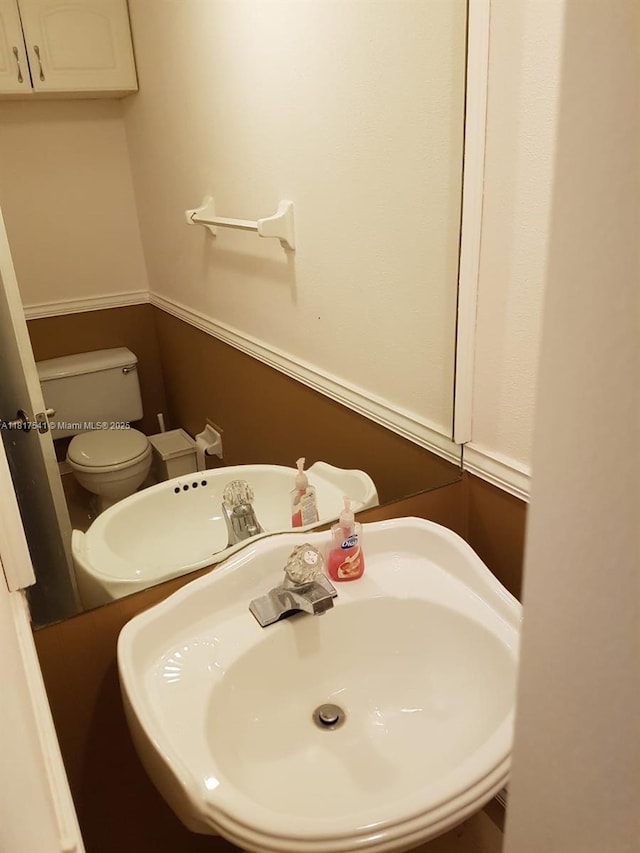 3740 Inverrary Dr Unit 3D, Lauderhill, FL 33319 - bathroom with a sink and toilet