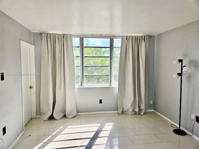 1780 NE 191st St Unit 409-2, Miami, FL 33179 - photo 4