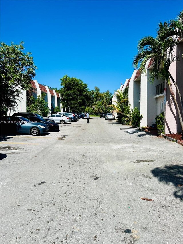 15115 NE 6th Ave Unit 32, Miami, FL 33162 - photo 2