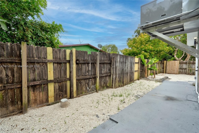 6044 SW 37th St, Miramar, FL 33023 - fenced backyard featuring a patio
