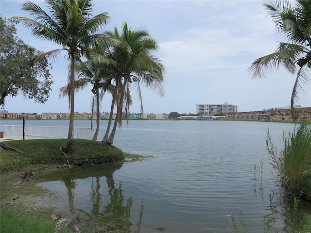 1400 NE 191st St Unit 308, Miami, FL 33179 - photo 1