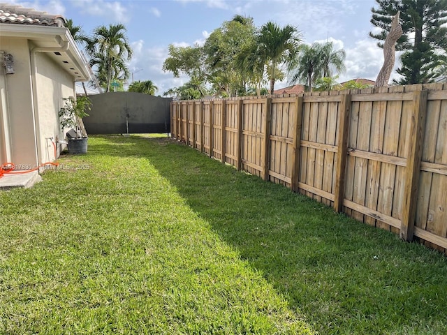 14610 SW 170th Ter, Miami, FL 33177 - view of yard