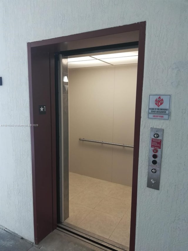 8055 NW 104th Ave Unit 32, Doral, FL 33178 - view of elevator