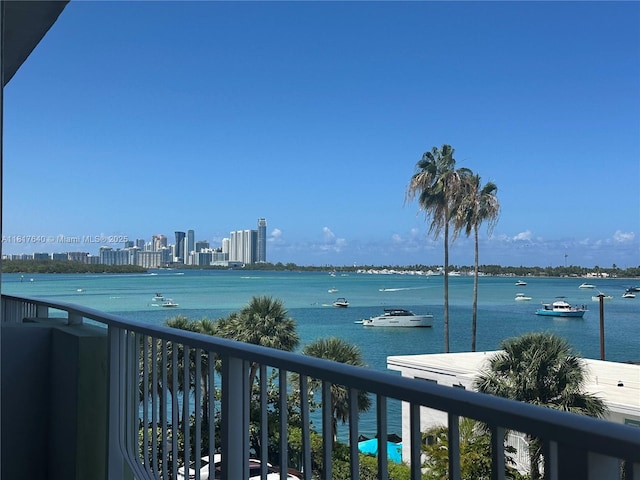 10350 W Bay Harbor Dr Unit 4F, Bay Harbor Islands, FL 33154 - water view with skyline