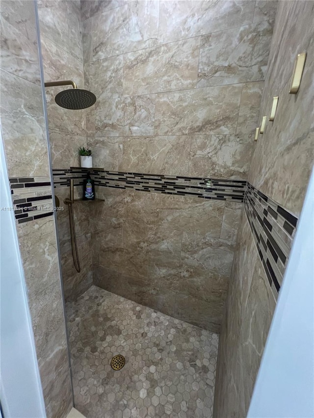 7714 NW 70th Way, Parkland, FL 33067 - bathroom with tiled shower